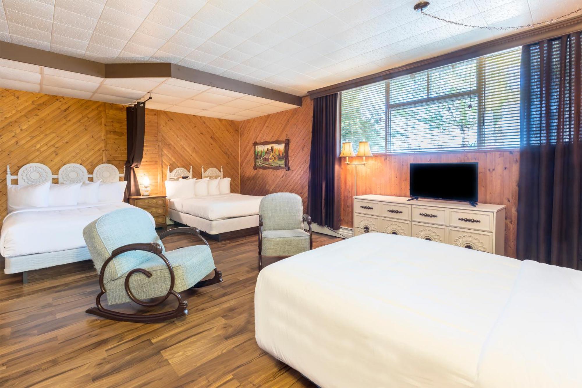 Des Berges Inn 3*